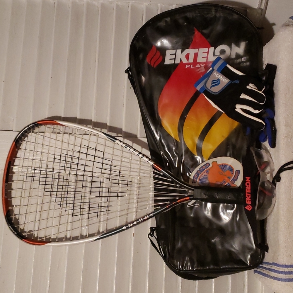 Ektelon Racket
